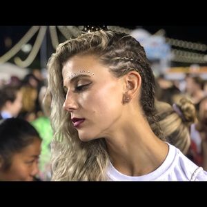 Meet your Posher, Carly